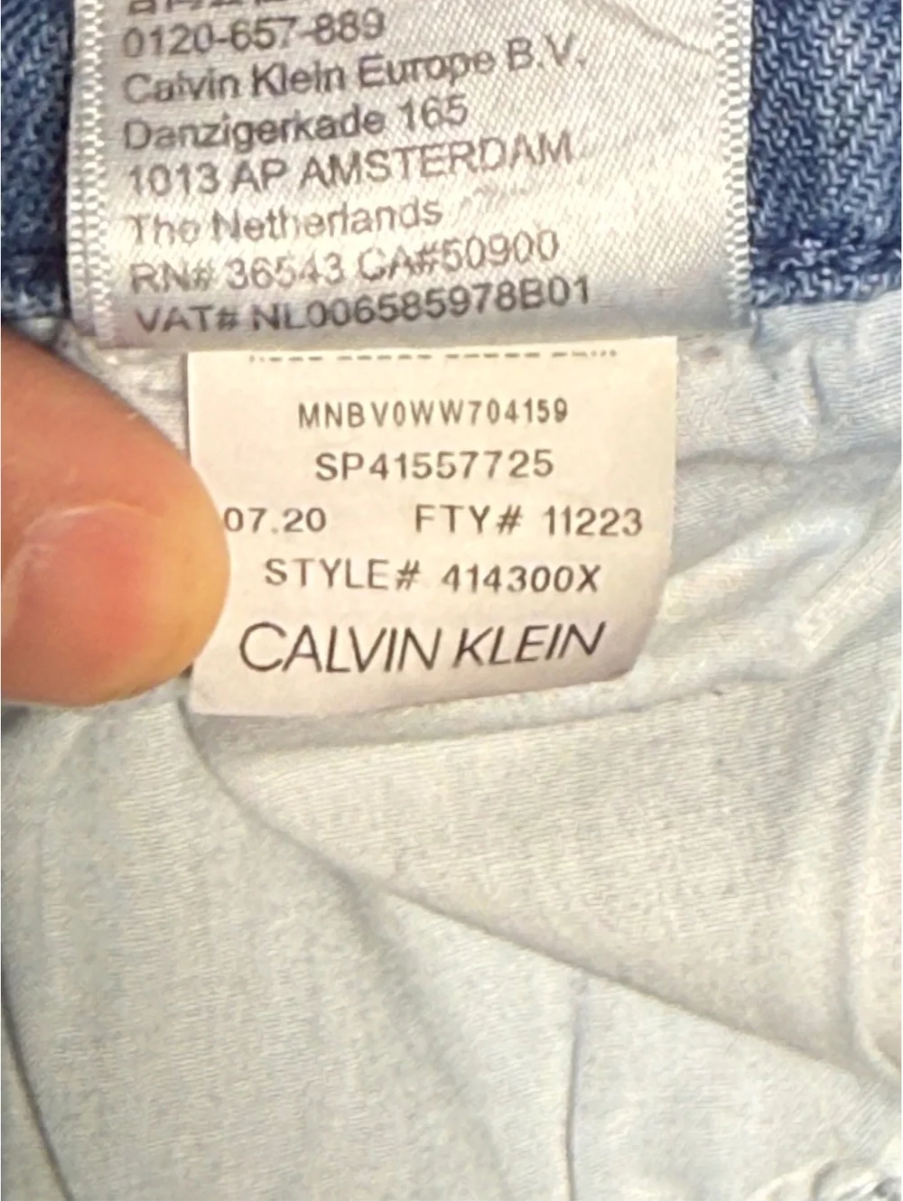 Calvin Klein Slim Light Wash Denim Shorts W36 XL32